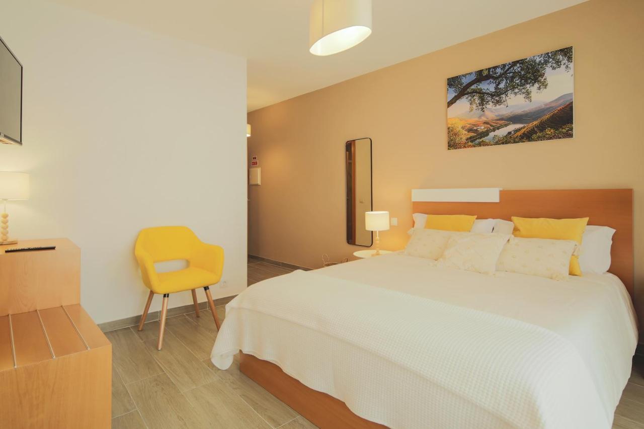 Casa Dos 4 Caminhos - Guest House Douro ペーゾ・ダ・レーグア エクステリア 写真